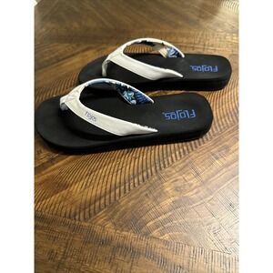 Flojos Flip Flops Size 6 White